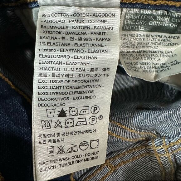 Levi’s Wedgie Blue Raw Hem Ankle Jeans Straight Leg Button Fly Size‎ 26 - Picture 7 of 9